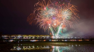 「冬山舊河港燈節」開幕！織構舊河岸的奇幻光影空間