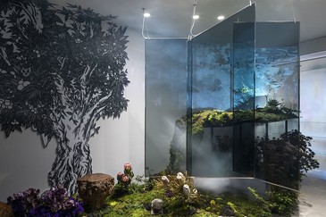 跳脫框架！打造全台最美電控玻璃展間變身藝廊，玩味空間藩籬的極致穿透美學