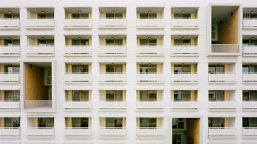 從極簡建築到巷弄脈絡　成功大學東寧學生宿舍