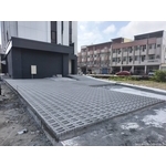 植草磚地磚舖設