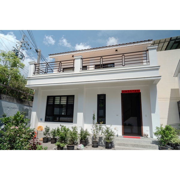 外牆珐瑯漆施工實績｜現代風格建築