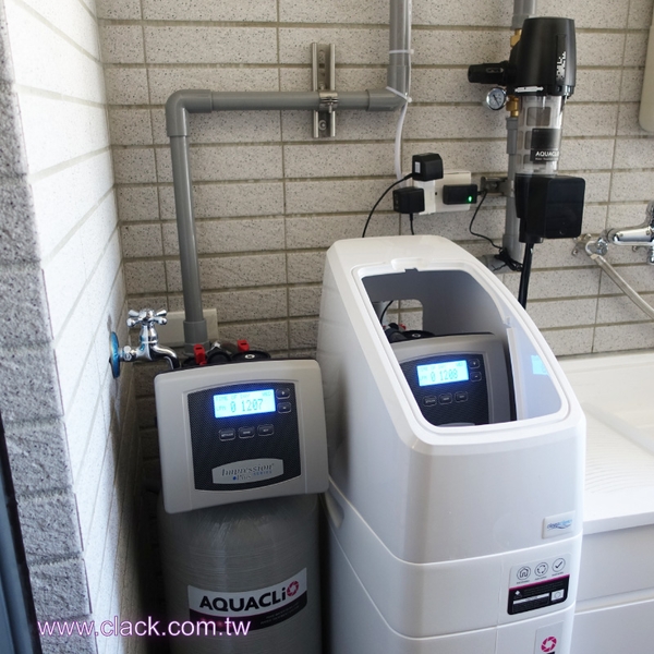 AQUACLiO DCS-350R 晶鑽型軟水系統