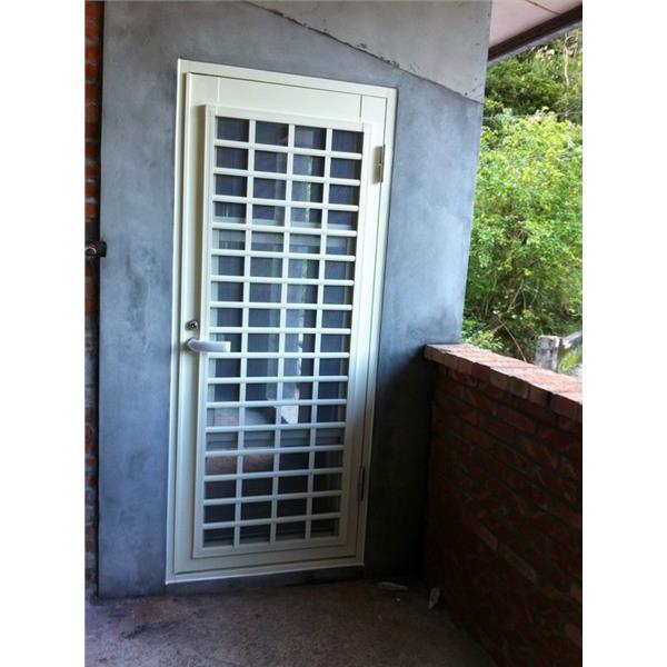 三合一通風門 三合一通風門-鑫輝鋁業有限公司