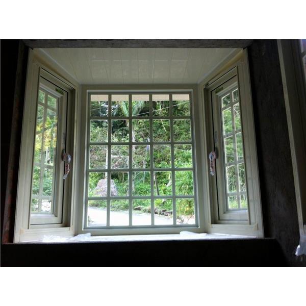 格子窗 格子窗-鑫輝鋁業有限公司