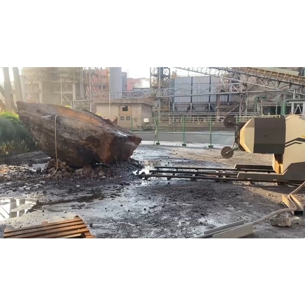 爐石礦鋸機繩鋸切割4