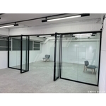 鋁框隔間 辦公室鋁框推拉門工程 同步緩衝拉門 幽靈門
