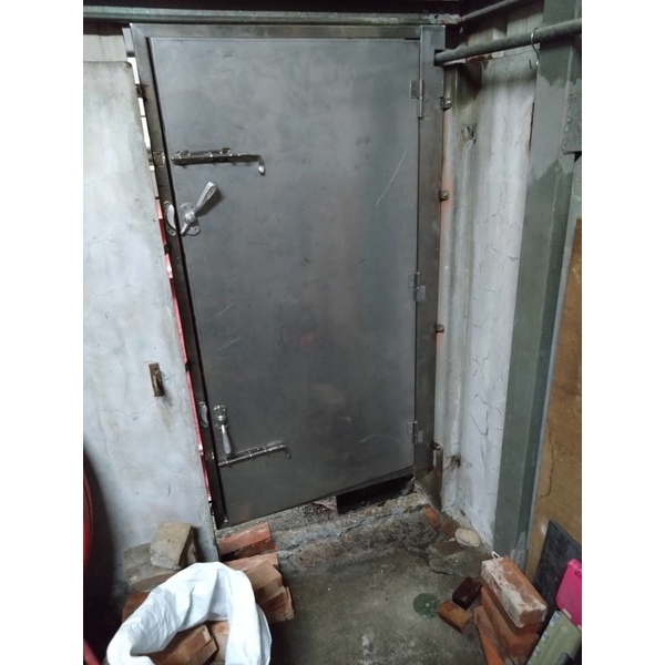 不鏽鋼防水門-興泰工程行