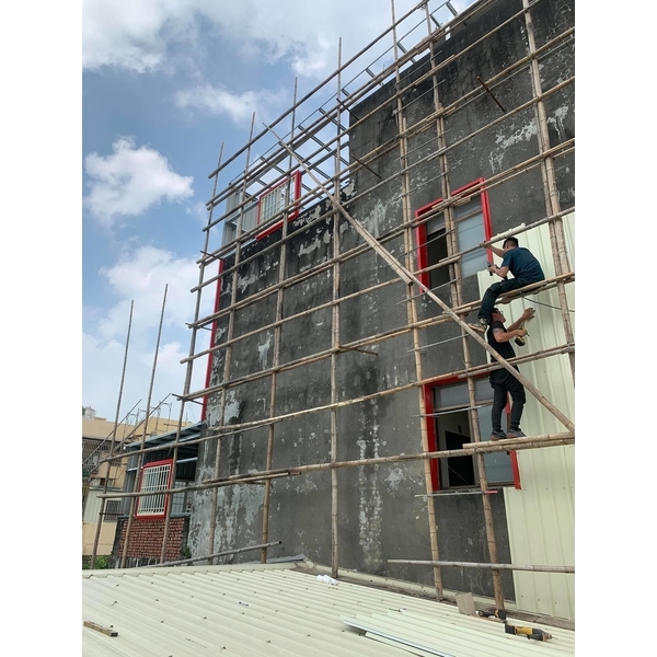 外牆鐵皮包板(外牆鐵衣)-弓長工程行