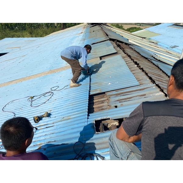 屋頂屋頂輕型鋼結構補強-弓長工程行