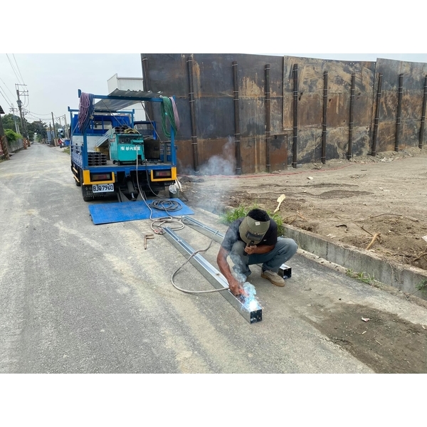 圍籬笆-弓長工程行