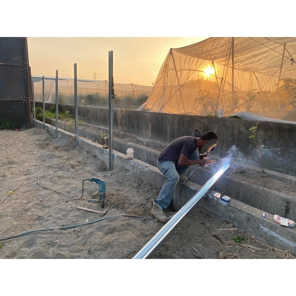 圍籬笆-弓長工程行