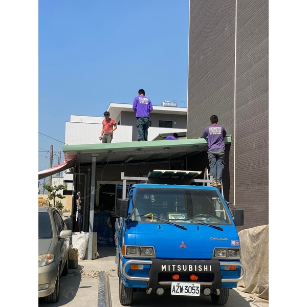 新建房屋外牆穿鐵衣-弓長工程行