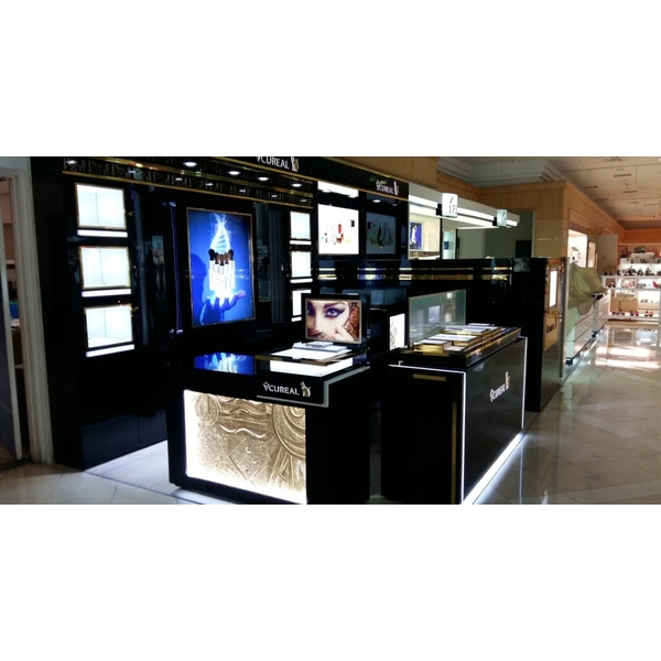 商業辦公空間設計-艾克麗兒 ACUREAL-八分室內裝修有限公司