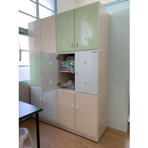 塑鋼衣櫃 , 八澤企業有限公司