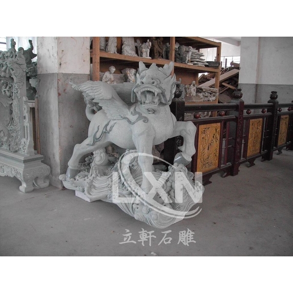 石雕飛天麒麟-立軒貿易有限公司/立軒石雕