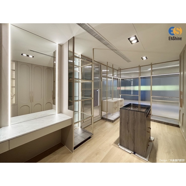 鋁合金創作支架-更衣室