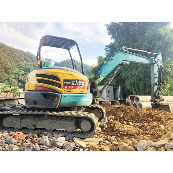 挖土機整地工程-翔喻企業有限公司